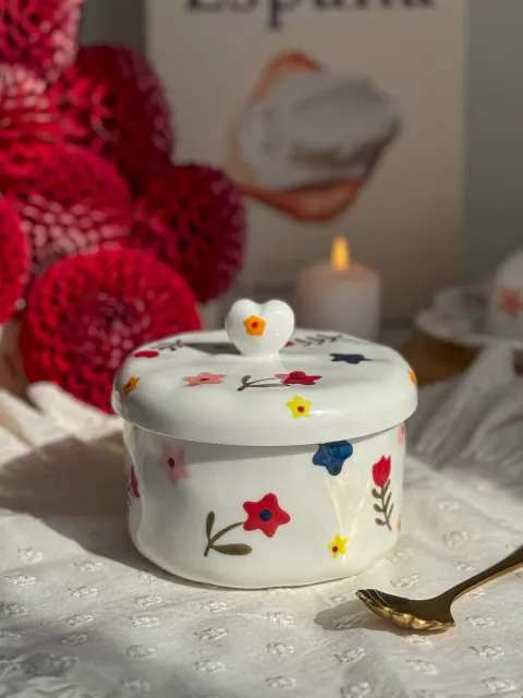 Сахарница с крышкой керамическая